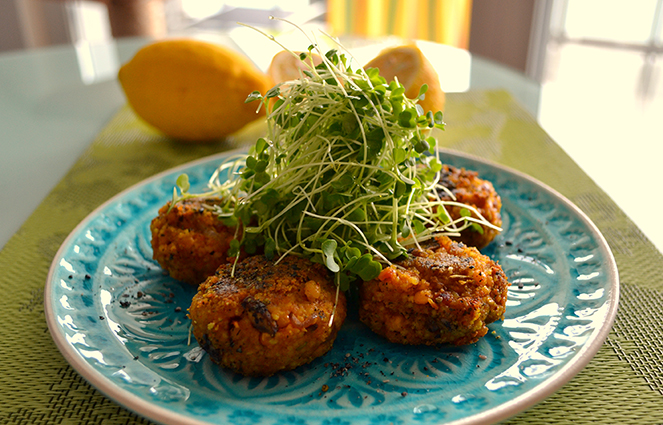 Speisewicke-Zitronen-Burger-mit-Brokkolisprossen